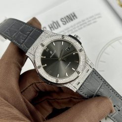 Hublot Classic Fusion 1:1 Mặt Xám 565.NX.1470.RX.1604 Full Đá