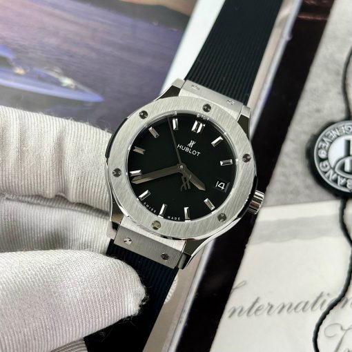 Đồng Hồ Hublot Nữ 1:1 Titanium Size 33mm 581.NX.1470.LR