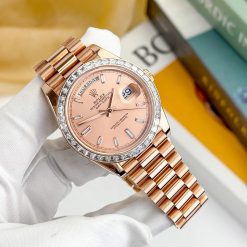 Rolex Rep 11 Độ Kim Baguette Moissanite Mặt Vàng Hồng